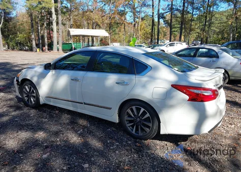 2016 Nissan Altima 2.5 Sl z USA, uszkodzony, nr VIN 1N4AL3AP0GC148883